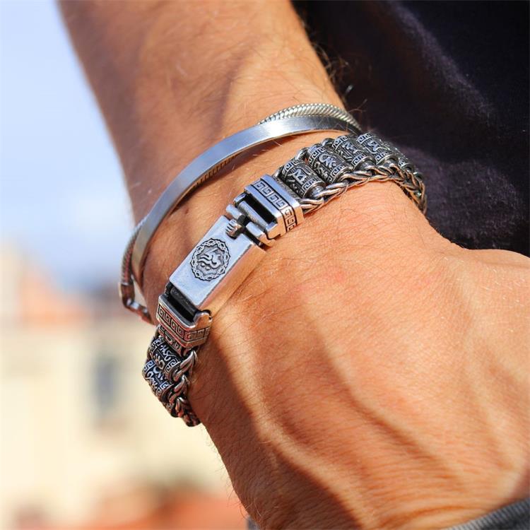 📿 Six Character Truth Prayer Wheel Bracelet – Lucky Prayer Wheel Design, Smooth Polished Surface, Lightweight Comfortable & Blessing Jewelry ✨