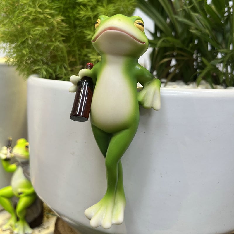 🔥Last Day Sale 50% OFF 🐸🍷 Frog Flower Pot Hanger Ornament