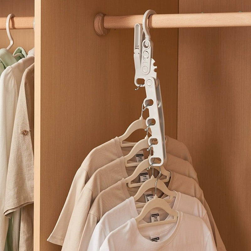🔥Buy 1 Get 1 Free🎁 Portable Foldable Clothes Hanger