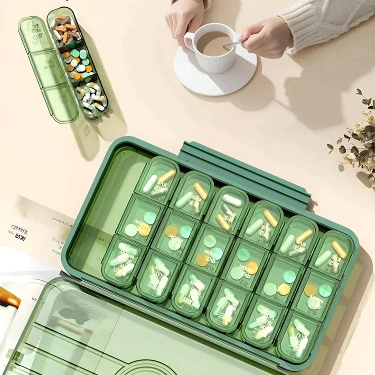 🌟Thoughtful Gift🎁Small Portable Medicine Cabinet