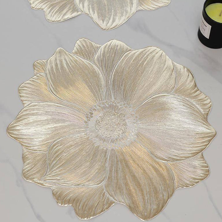 🌸Lotus-Shaped Heat-Resistant and Washable Placemat zanzzea