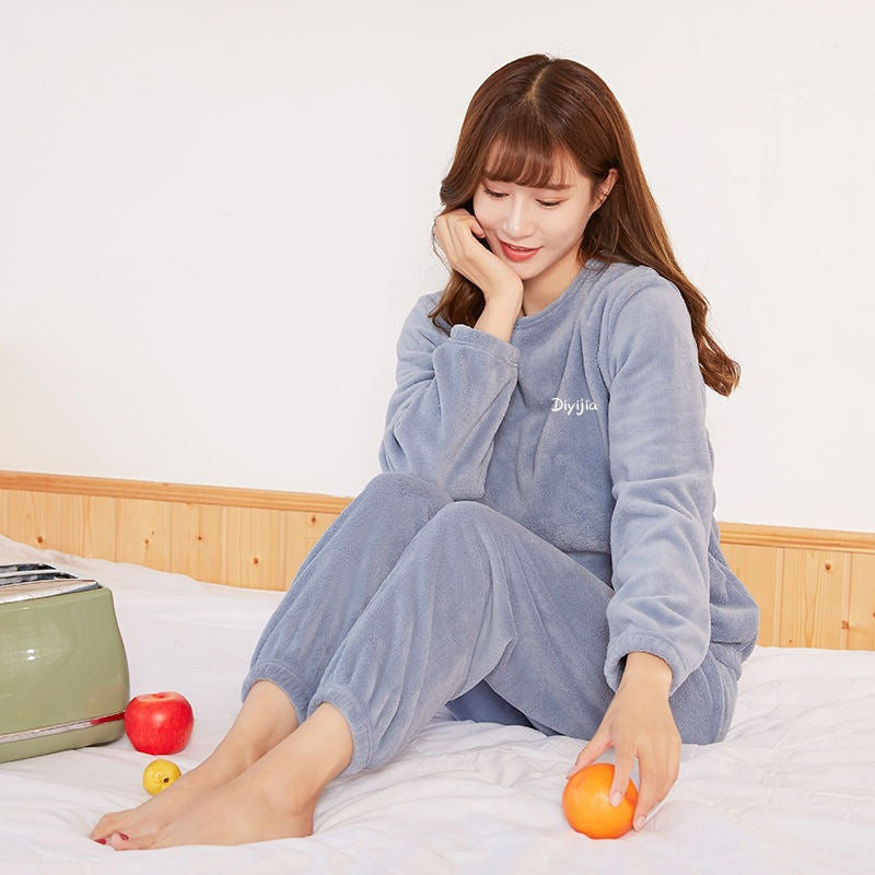 🔥Early Black Friday Sale:50% OFF🔥Women’s Loose Warm Coral Plush Pajamas Set