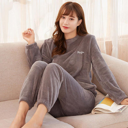 🔥Early Black Friday Sale:50% OFF🔥Women’s Loose Warm Coral Plush Pajamas Set