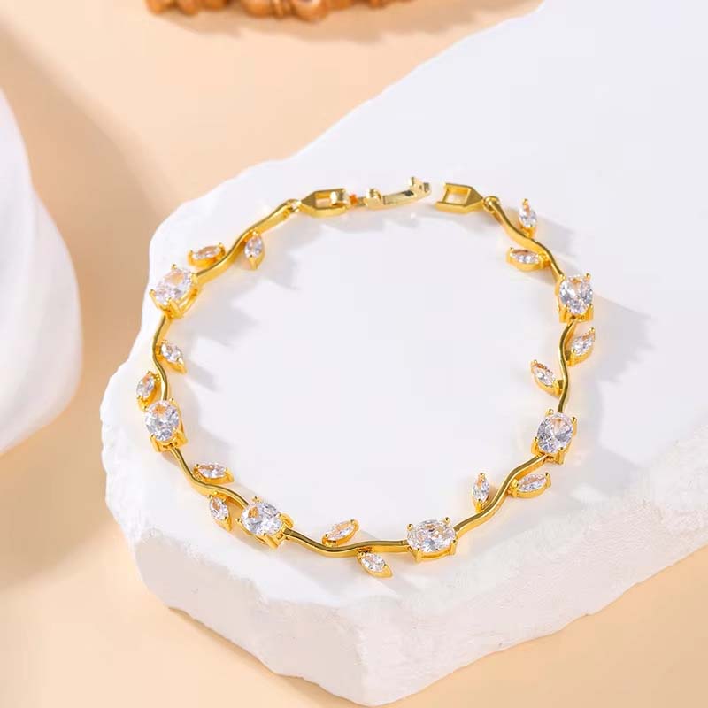 💜 LAST DAY PROMOTION - 50% OFF💜Women's Dainty Leaf Charm Bracelet