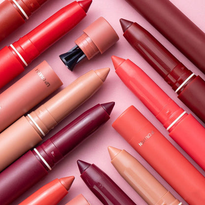 💄 Matte lip crayon – waterproof, 8hr wear, built-in sharpener 💋✨