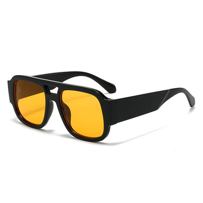 Stylish Aviator Sunglasses with UV Protection