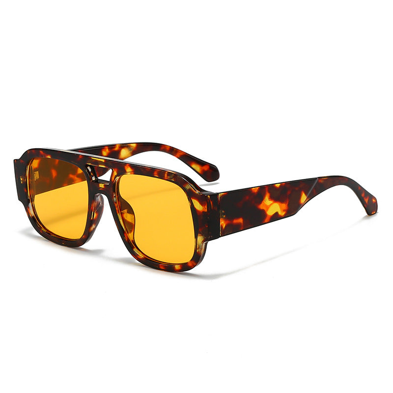 Stylish Aviator Sunglasses with UV Protection